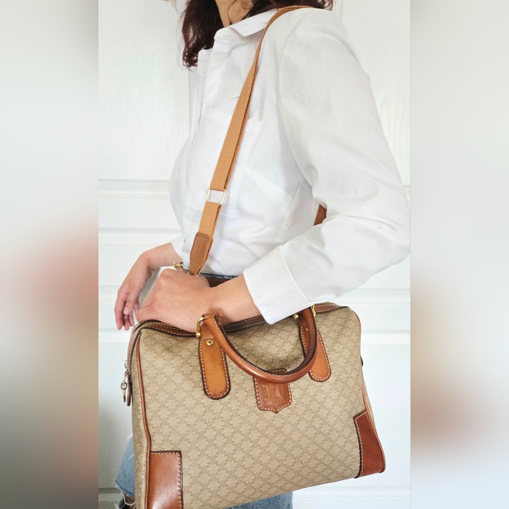Celine Tan and Brown Monogram Bag - Picture 2 of 16